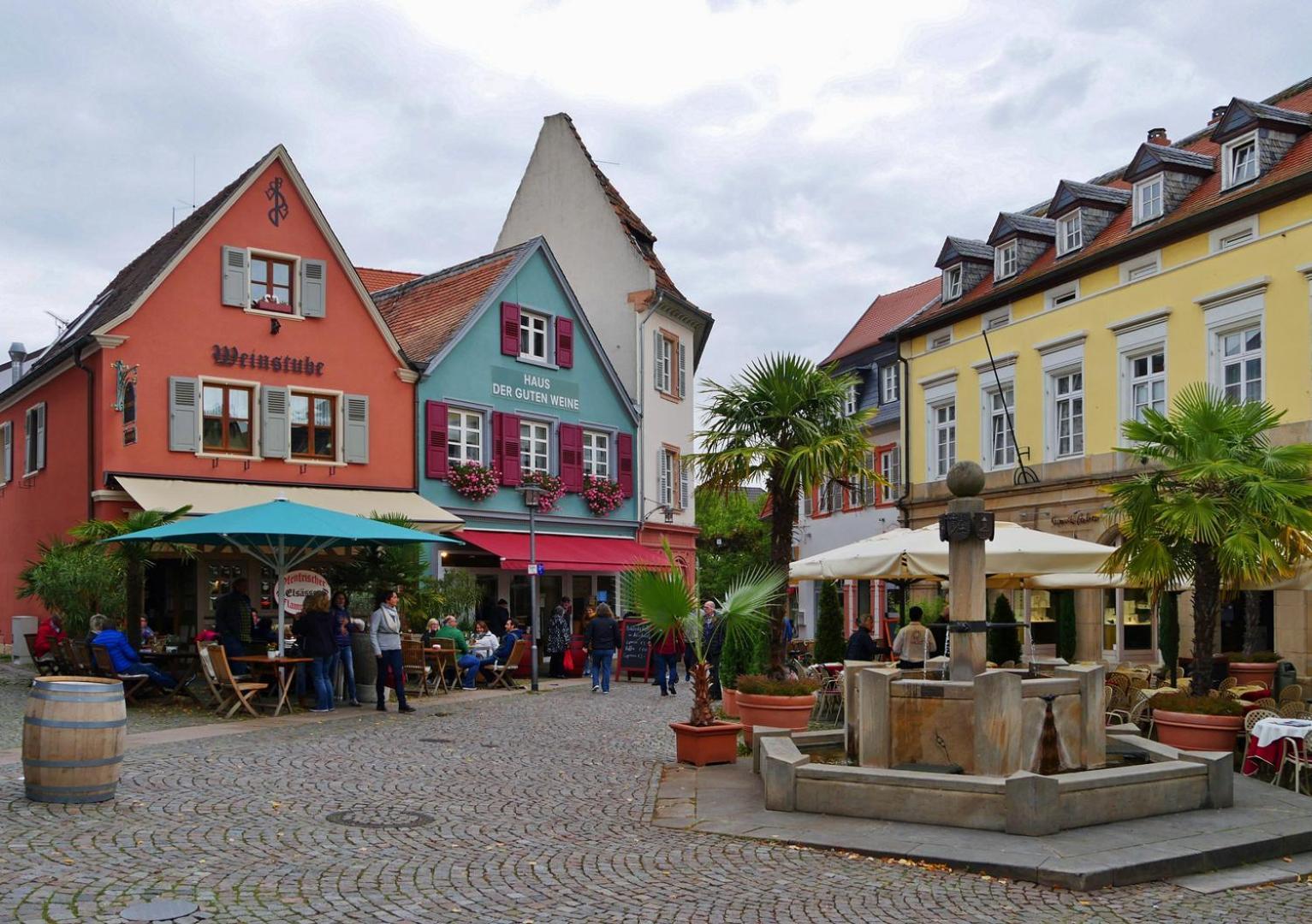 Ihr Bett Mit Blick Auf Die Weinberge Apartment Bad Duerkheim Exterior photo